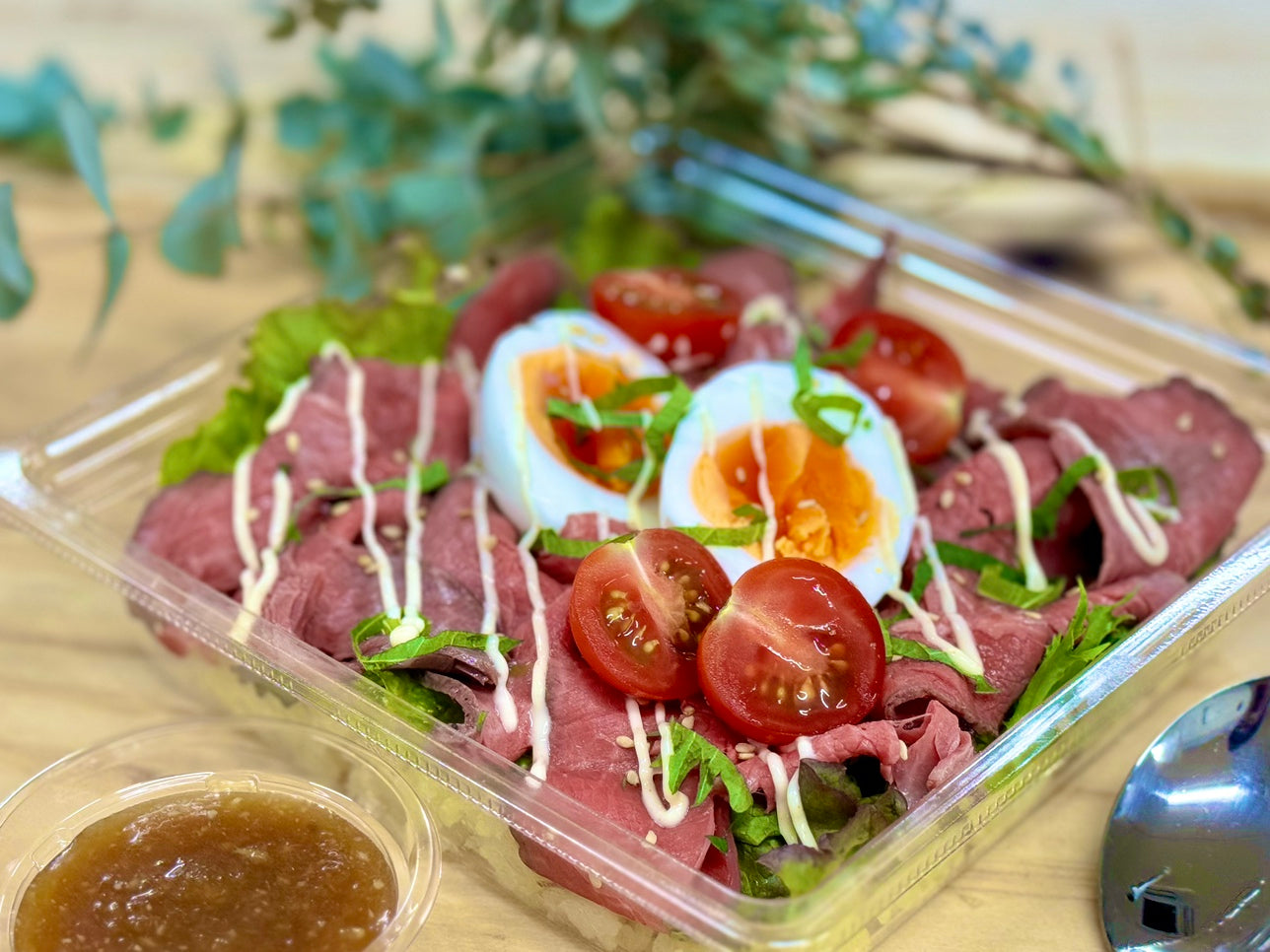 【LINEお友だち限定】2日間のみ!「マルぺ特製ローストビーフ丼」特別販売