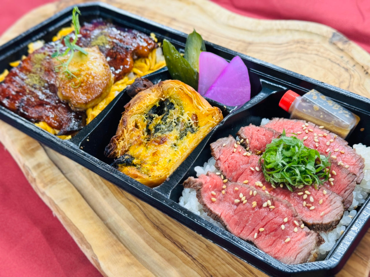 【週末限定販売】20、21日の2日間限定『霧降高原牛ステーキ丼&うなぎフォアグラ丼』