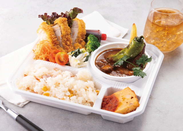 新イベント「週末限定ランチBOX」第一弾！特別価格でご提供『ボリューム満点、贅沢な2大メイン！とちぎゆめポークのカツと特製ビーフカレー』